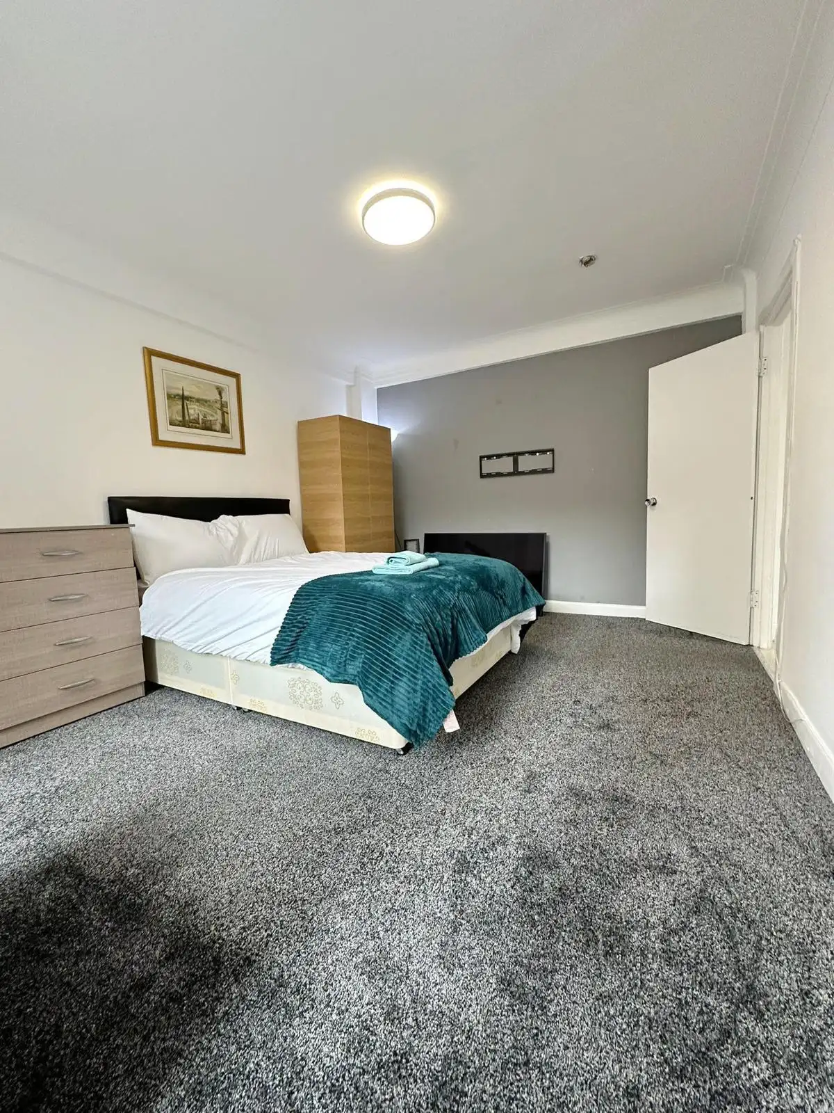 Double room in Hyde park ✌✌